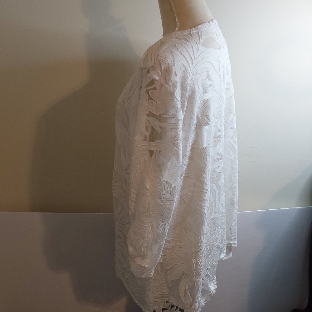 Notations Woman 2 piece tank top Overlay. Chic laced design - Picture 5 of 8